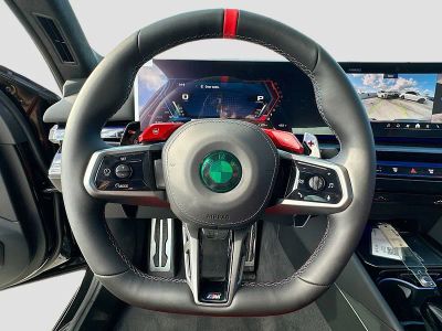 2026 BMW M5 — photo 8 view