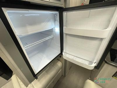 2025 Tiffin Motorhomes GT1 - Photo 23