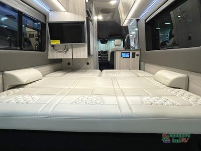 2025 Tiffin Motorhomes GT1 - Photo 46