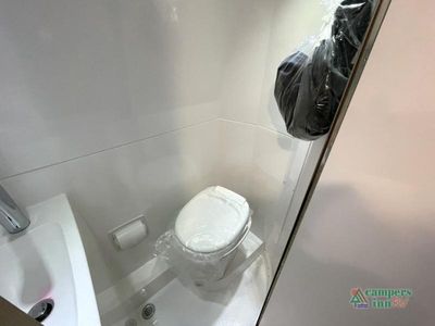 2025 Tiffin Motorhomes GT1 - Photo 28