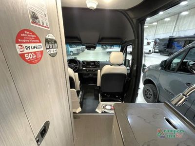 2025 Tiffin Motorhomes GT1 - Photo 10