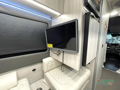 2025 Tiffin Motorhomes GT1 - Photo 34