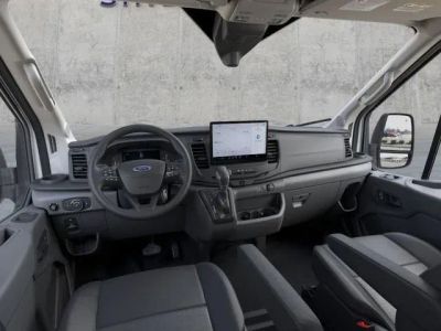 2026 Ford Transit-250 - Photo 9