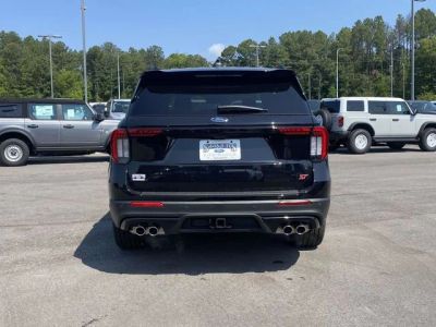 2026 Ford Explorer — photo 18 view