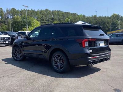 2026 Ford Explorer — photo 19 view