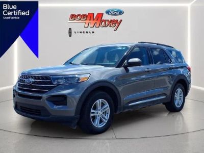 2024 Ford Explorer XLT in Carbonized Gray M7 — front three-quarter view