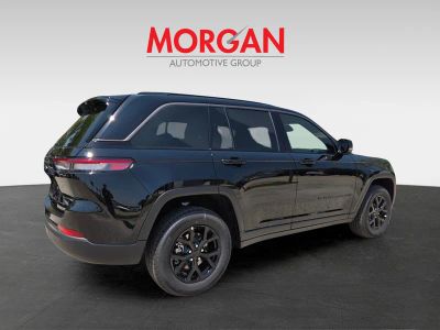2026 Jeep Grand Cherokee — interior view