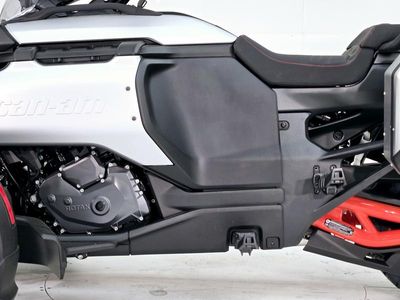 2025 Can-Am Canyon XT - Photo 13
