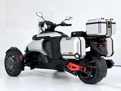 2025 Can-Am Canyon XT - Photo 4