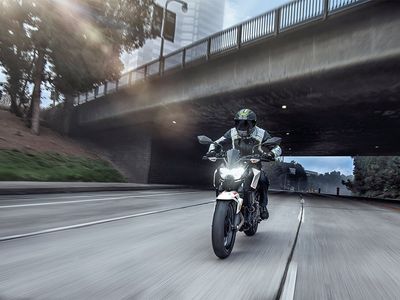 2023 Kawasaki Z400 ABS - Photo 4