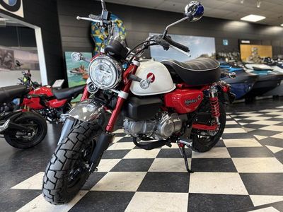 2025 Honda Monkey ABS - Photo 3