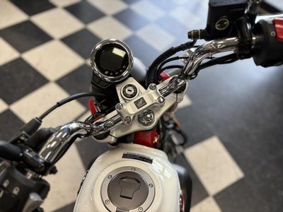 2025 Honda Monkey ABS - Photo 8