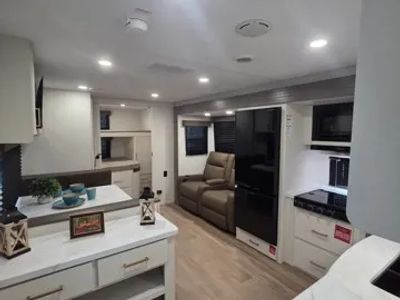 2026 Grand Design Transcend - Photo 5