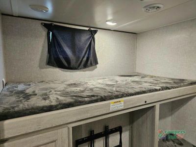 2023 CrossRoads RV Zinger — photo 44 view