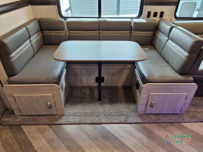 2023 CrossRoads RV Zinger — photo 30 view