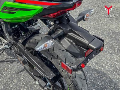 2023 Kawasaki Ninja 400 KRT Edition - Photo 22