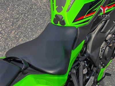 2023 Kawasaki Ninja 400 KRT Edition - Photo 7