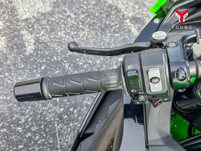 2023 Kawasaki Ninja 400 KRT Edition - Photo 10