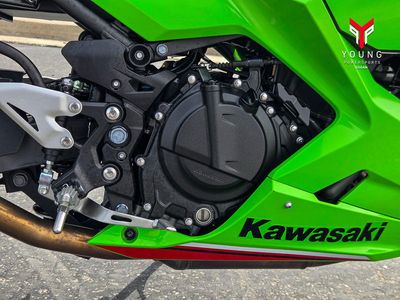2023 Kawasaki Ninja 400 KRT Edition - Photo 17