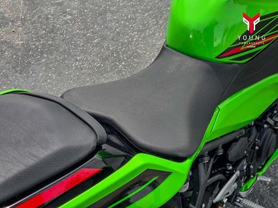 2023 Kawasaki Ninja 400 KRT Edition - Photo 20