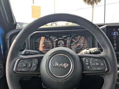 2026 Jeep Wrangler — photo 23 view