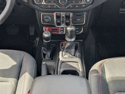 2026 Jeep Wrangler — photo 19 view