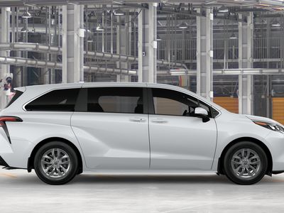 2026 Toyota Sienna - Photo 14