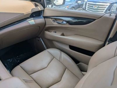 2020 Cadillac Escalade — photo 15 view