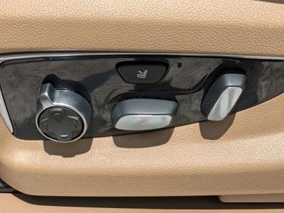 2020 Cadillac Escalade — photo 17 view