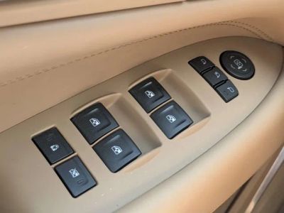 2020 Cadillac Escalade — photo 18 view