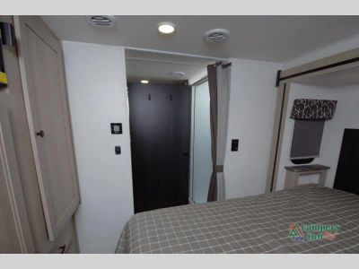 2026 Forest River RV Sunseeker — photo 36 view