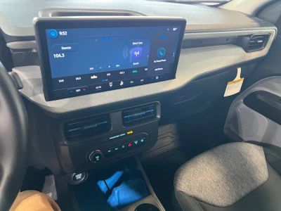 2026 Ford Maverick — photo 14 view