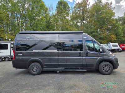 2026 Roadtrek Roadtrek - Photo 2