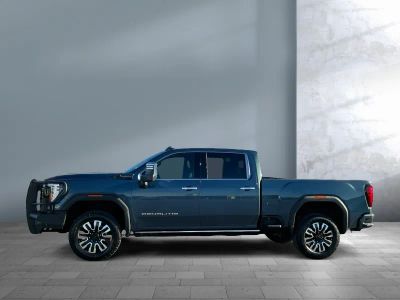 2025 GMC Sierra 3500HD - Photo 2