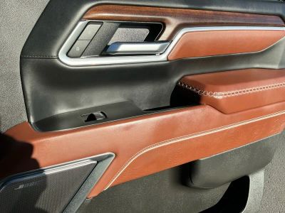 2025 GMC Sierra 3500HD - Photo 14