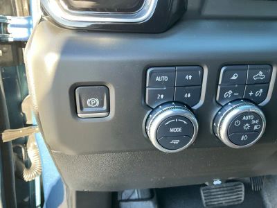 2025 GMC Sierra 3500HD - Photo 8