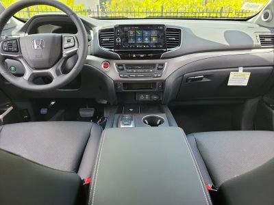 2026 Honda Ridgeline — photo 14 view