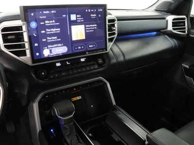 2024 Toyota Tundra 4WD - Photo 16