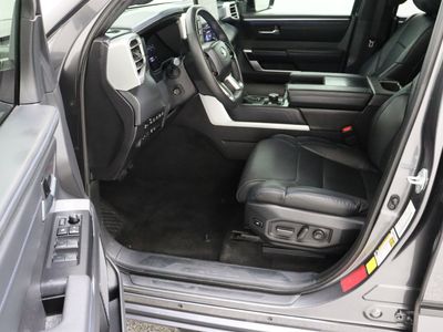 2024 Toyota Tundra 4WD - Photo 14