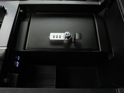 2024 Toyota Tundra 4WD - Photo 25