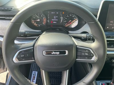 2022 Jeep Compass — photo 11 view