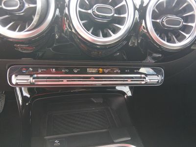 2025 Mercedes-Benz CLA - Photo 18