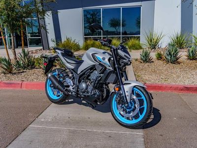 2025 Yamaha MT-03 - Photo 2