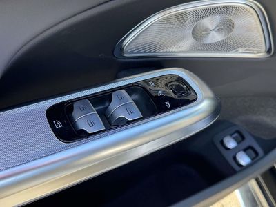 2026 Mercedes-Benz E-Class - Photo 18