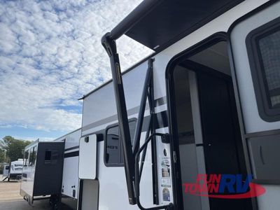 2026 Forest River RV Solaire - Photo 9
