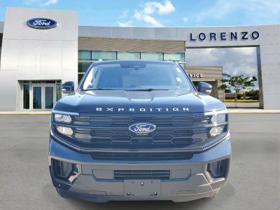 2025 Ford Expedition — side profile view