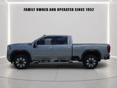 2025 GMC Sierra 3500HD — detail view