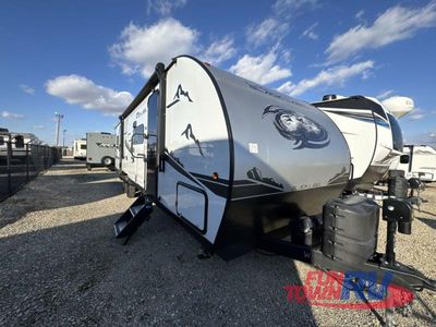 2023 Forest River RV Cherokee Grey Wolf - Photo 4
