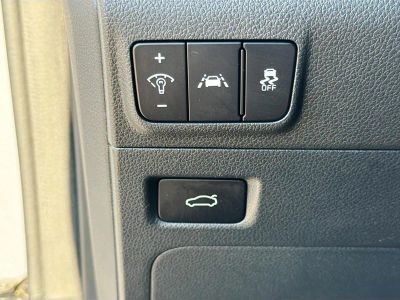 2022 Kia K5 — photo 32 view