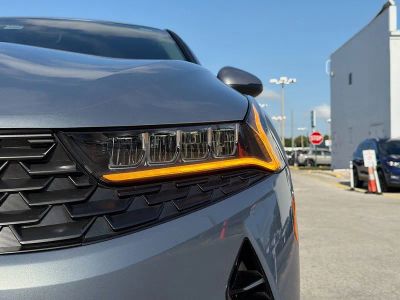 2022 Kia K5 — photo 9 view